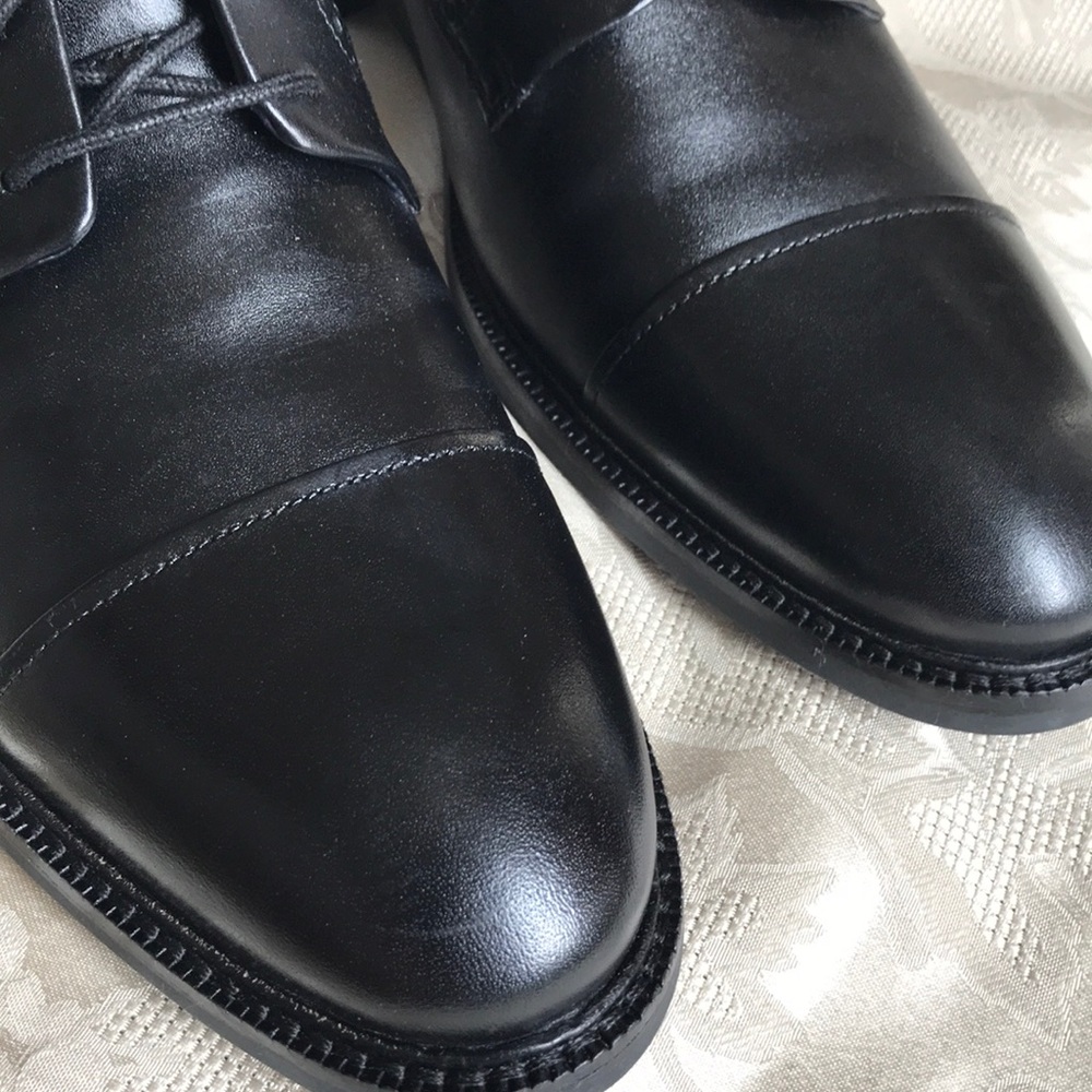 COLE HAAN Buckland Cap Toe Oxford - Picture 3 of 8